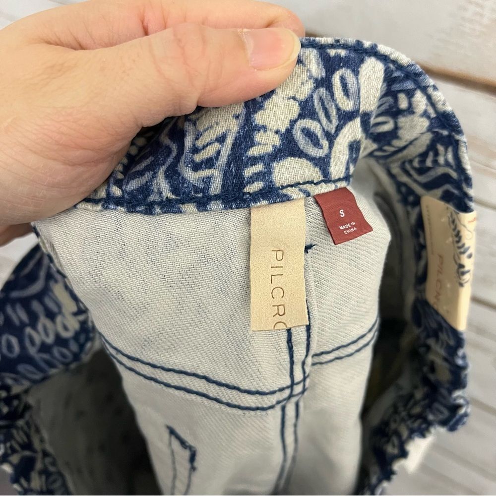 Anthropologie Blue and Cream Printed High-Waist Shorts - Picture 6 of 7